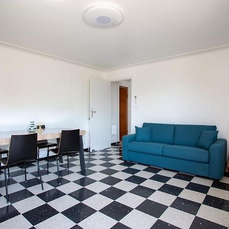 Apartment T2 Air-Conditioned Sea View Saint-Laurent-du-Var Kültér fotó